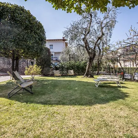 Casa Milani Apt 6 Μαλτσεζίνε