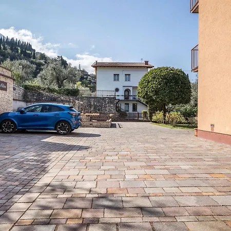 Casa Milani Apt 6 * Malcesine